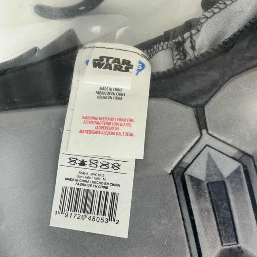 Star Wars Costume The Mandalorian Official Jumpsuit Cape Mask Set Youth 8-10 M - Picture 14 of 16